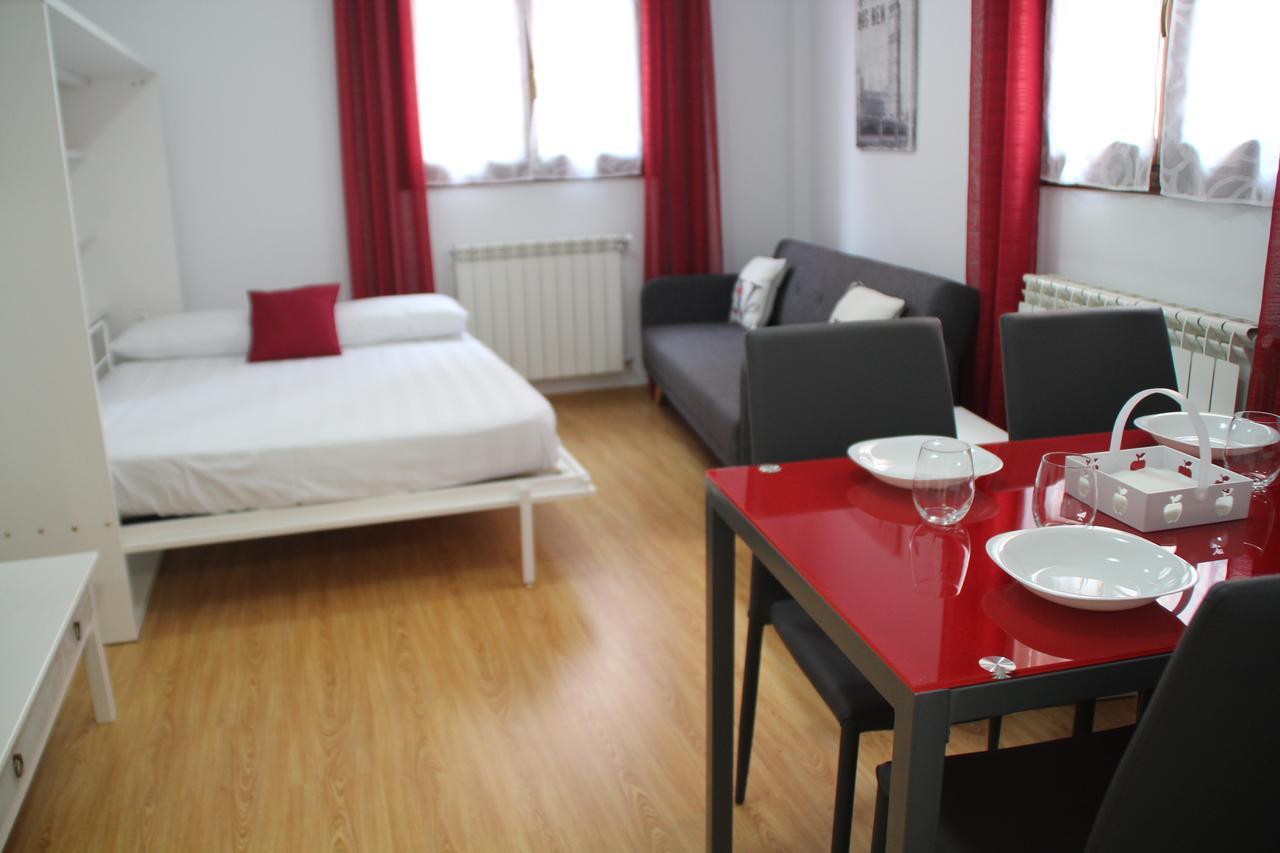 Apartamentos San Lázaro Ezcaray Esterno foto