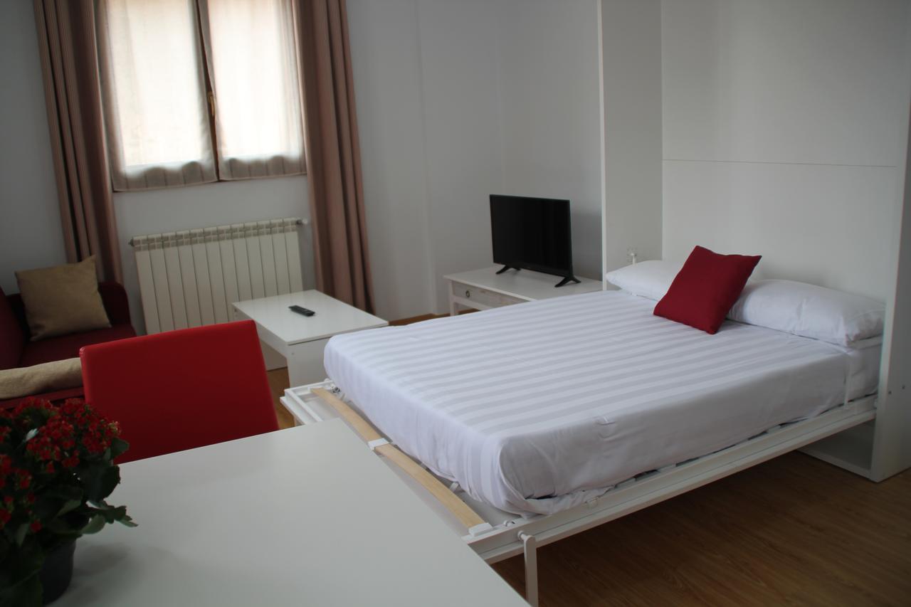 Apartamentos San Lázaro Ezcaray Esterno foto